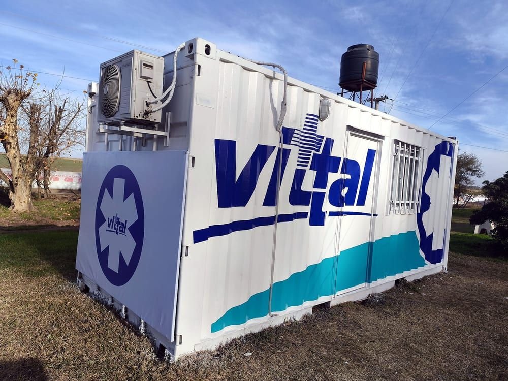 Contenedor oficina rotulado de Vital
